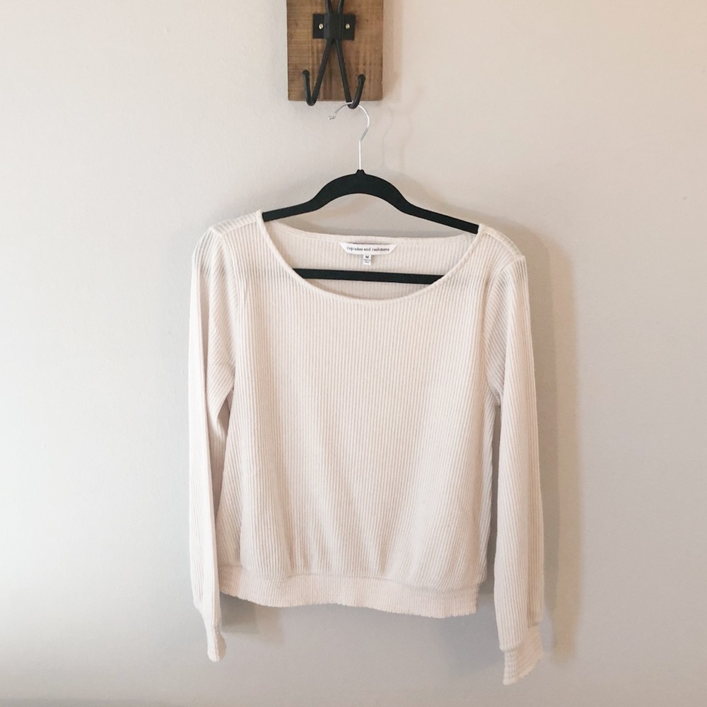 💙 Cupcakes and Cashmere Cream Ribbed Top